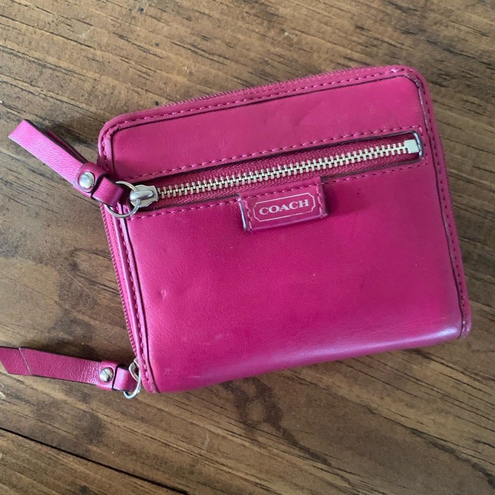 Small pink COACH wallet
